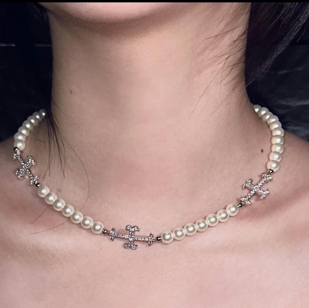 Pearl necklace women; cold wind vintage design collarbone chain neck chain